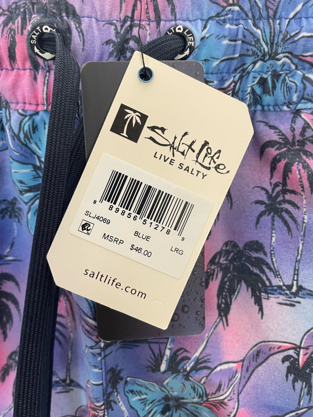 Salt Life Juniors/Women’s Blue and Pink Tropical Athletic Unlined Swim Shorts - Picture 2 of 6